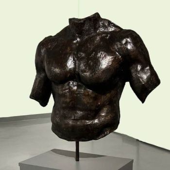 images/Works/Sculptures/Mans%20Bust/banner/Bronze%20Bust%20banner.jpg